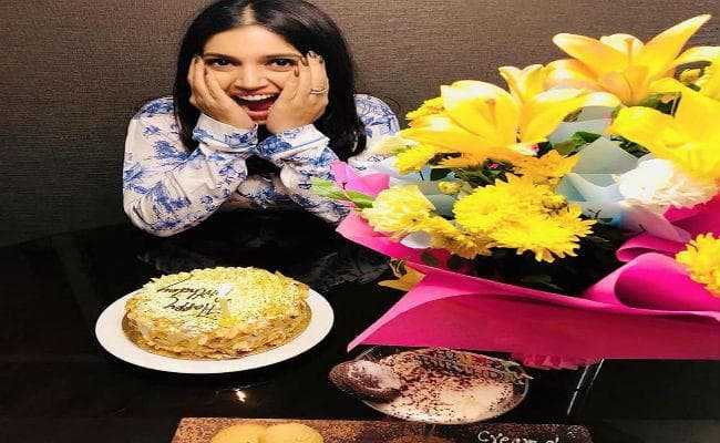 ''''पति, पत्नी और वो" के सेट पर  भूमि ने मनाया अपना बर्थडे