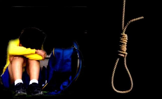 तेलंगाना : क्लास लीडरशिप का चुनाव हारने से परेशान 13 साल के बच्चे ने मौत को  लगा लिया गले