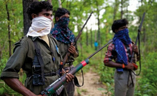 झारखंड : पांच पुलिसकर्मियों की हत्या के आरोपी में चार माओवादी गिरफ्तार