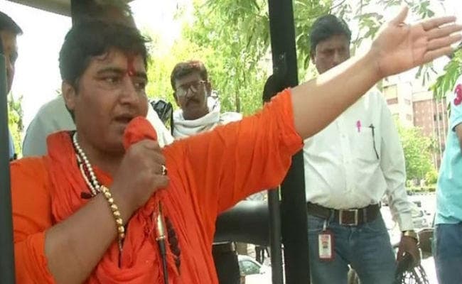 ‘शौचालय” संबंधी टिप्पणी पर नड्डा ने प्रज्ञा ठाकुर को किया तलब