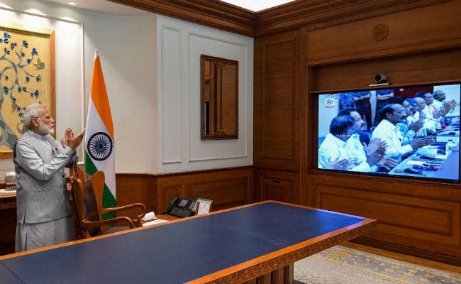 Chandrayaan 2: पृथ्वी की कक्षा में सफलतापूर्वक स्थापित, पीएम मोदी ने देखी Live Launching