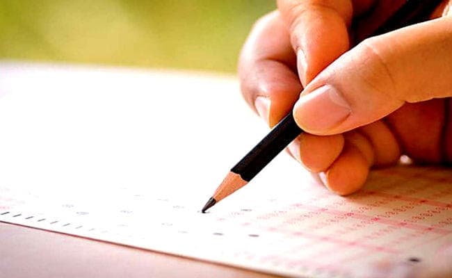 एसबीआई ने इन पदों पर भर्ती के लिये निकाली वैकेंसी, 12 अगस्त है आवेदन की अंतिम तारीख