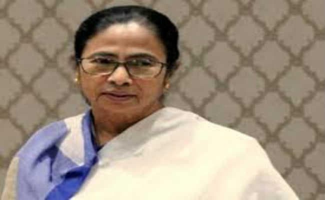 ऑर्डनेंस फैक्टरियों के निगमीकरण के खिलाफ ममता ने लिखा पीएम को पत्र