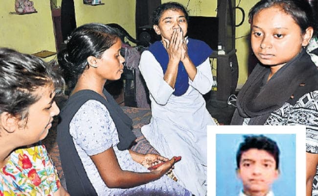 रांची : तेज रफ्तार लोगों की ले रही है जान, स्कूटी चला रहा बच्चा आया बस की चपेट में, मौत