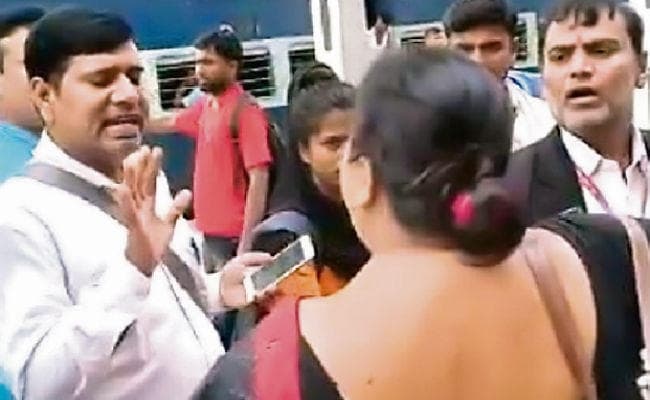 ....जब पटना जंक्शन पर टीटीइ ने महिला यात्री को मारा थप्पड़