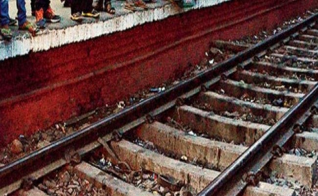 जाको राखे साईयां...: आंतें शर्ट से बांध 9 किमी पैदल चलकर शख्‍स पहुंचा अस्पताल, पढ़ें पूरी खबर