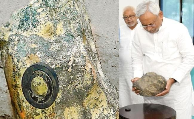 उल्का पिंड का मुख्यमंत्री ने किया अवलोकन, कहा- बिहार म्यूजियम में रखा जायेगा, जांच के लिए आयेगी इसरो की टीम!