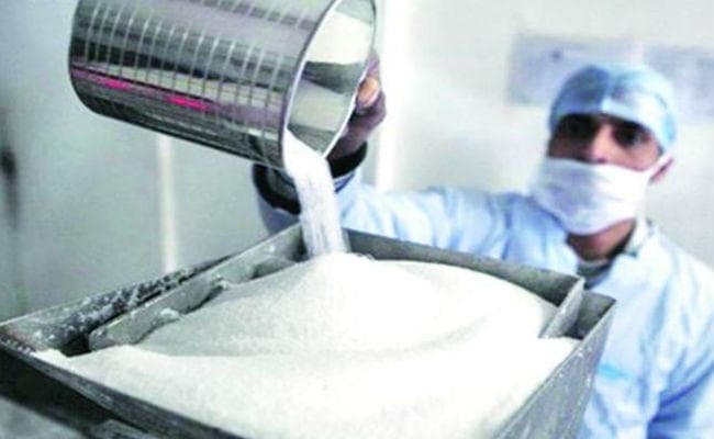 सरकार ने चीनी का 40 लाख टन का बफर स्टॉक बनाने की मंजूरी दी