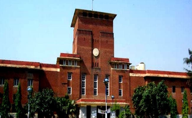 अर्थशास्त्र मेें है रूचि तो इन संस्थानों में लें दाखिला, यहां मिलता है बेहतरीन करियर ऑप्शन