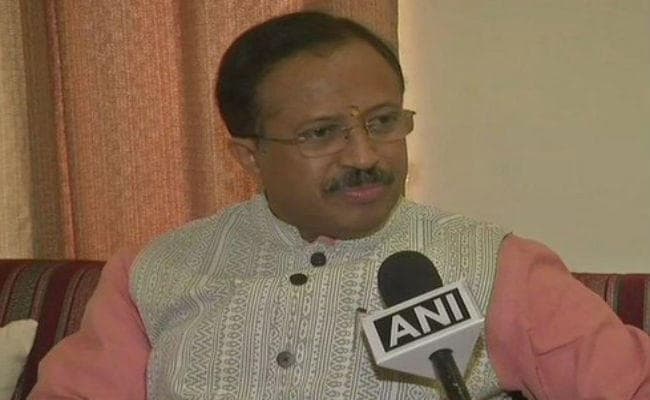 सरकार ने कहा - पाकिस्तान आतंकवाद के खिलाफ दिखावा नहीं, ठोस कदम उठाये