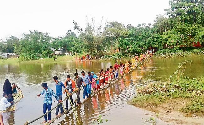 बागमती, कमला समेत अन्य का बढ़ रहा पानी, बाढ़ के पानी में डूबने से 11 की हुई मौत