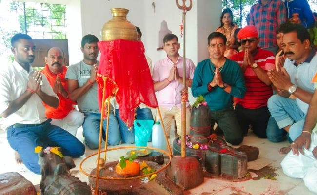 सावन में अराधना कर दूर करें कुंडली के ग्रह दोष, ऐसे करें भगवान शिव को खुश