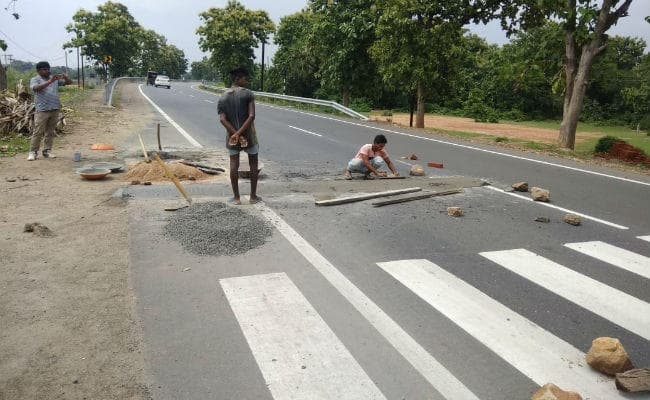 झारखंड-बिहार सीमा पर बना इंटर स्टेट ऑटो टर्मिनल, भक्त आसानी से पहुंच पायेंगे बासुकिनाथ व देवघर