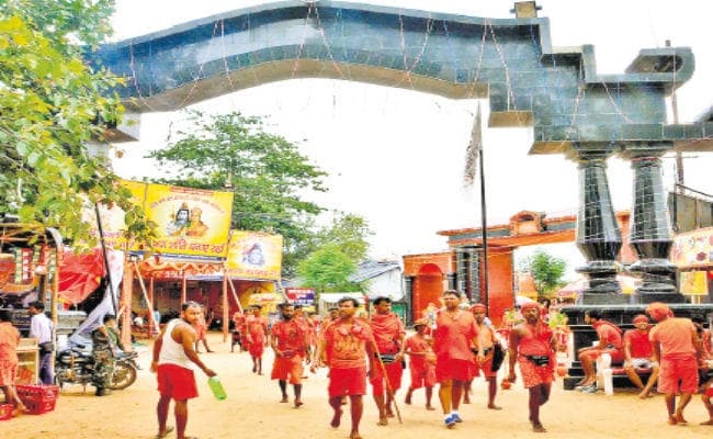 सोमवारी से पहले कांवरियों की बढ़ी रफ्तार