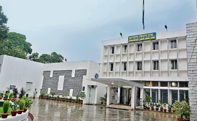 लेनिन हॉल में 19 साल तक झारखंड का गढ़ा गया भविष्य, कई खट्टी-मीठी यादों का बना गवाह