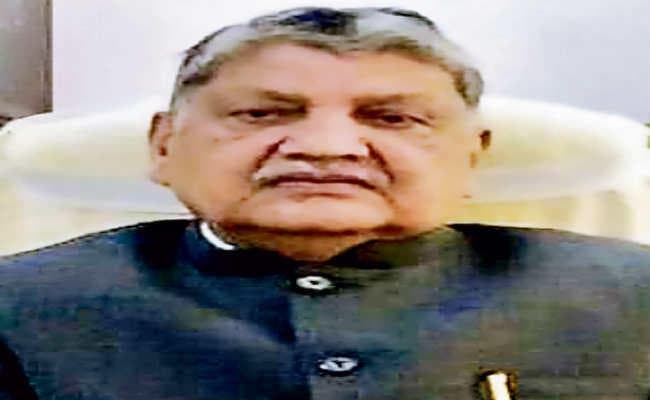 जेपी विवि के कुलपति ने कहा- मुख्यमंत्री योजना के गंदे पैसे से नहीं लगेगी जेपी की मूर्ति, विधान परिषद में हंगामा