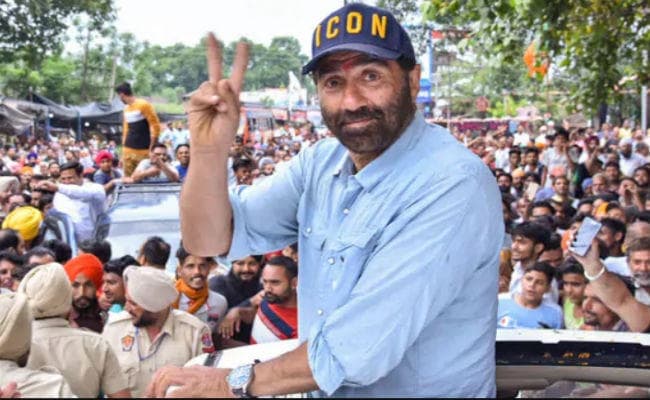 सनी देओल की मदद से भारत लौटी कुवैत में फंसी महिला