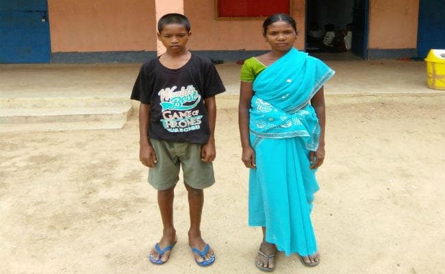 गरीब बच्चे के लिए टेली संवाद बना वरदान, शिक्षा से वंचित आकाश को मिला स्कूल में दाखिला