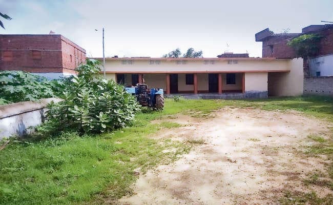 छोटी दवा दुकान से खड़ा किया कंपनियों का साम्राज्य