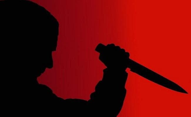 पिता ने पत्नी व डेढ़ वर्षीय बेटे को पेट में चाकू घोंपा, पुत्र की मौत, तीन वर्ष पूर्व हुई थी शादी