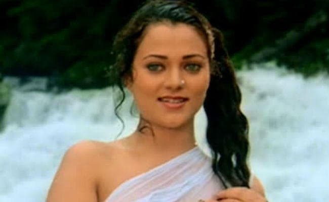 बर्थडे : 80 के दशक में बोल्ड सीन देकर मचाई थी सनसनी, जानें मंदाकिनी के बारे में 9 खास बातें