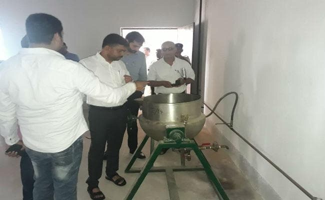 कुचाई के महुआ से बनेंगे लड्डू, चटनी व अचार