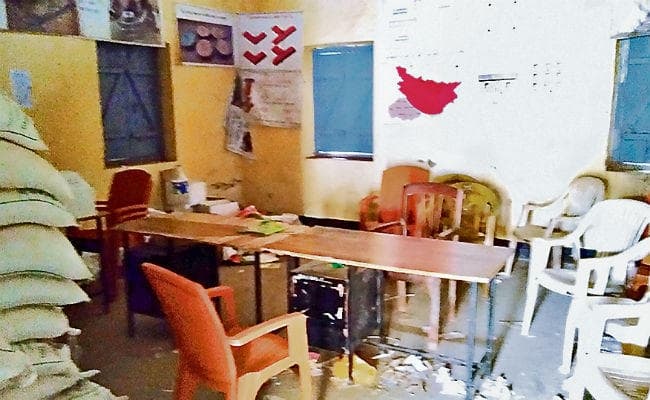 पटना : साहब रहे गायब, सर्वर अप-डाउन होने से लोग होते रहे परेशान