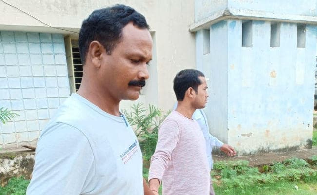 एसीबी ने हजारीबाग के पुलिस जमादार को 10 हजार घूस लेते दबोचा