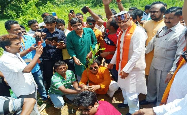 ममता बनर्जी के कुशासन का अंत करीब : अरविंद मेनन