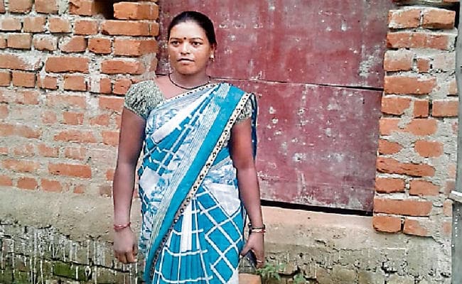 लातेहार जिले की 1500 महिलाएं बन चुकी हैं रानी मिस्त्री