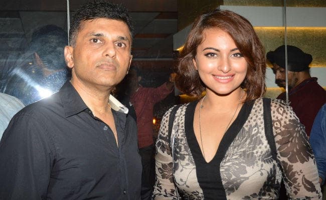 सोनाक्षी सिन्हा जैसी पॉपुलर स्‍टार्स को वर्जित विषयों पर करनी चाहिये फिल्में : आनंद पंडित