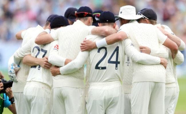 एशेज पहला टेस्ट : ऑस्ट्रेलिया का टॉस जीतकर बल्लेबाजी का फैसला