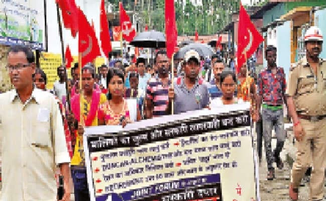 न्यूनतम मजदूरी के लिए आंदोलन का आगाज, मुख्ममंत्री को भेजा ज्ञापन