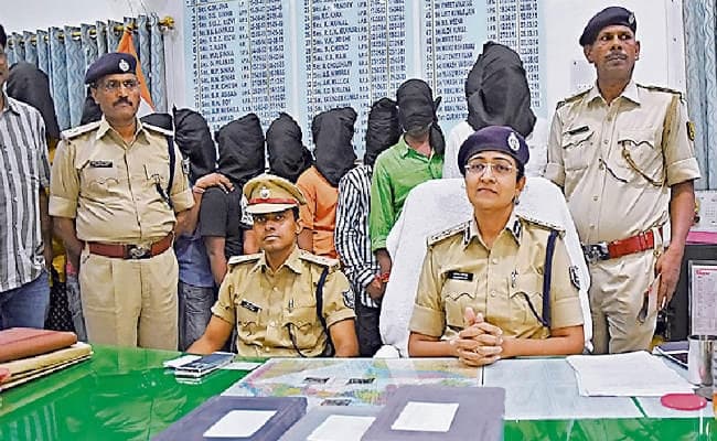 पटना : एक करोड़ लूटने वाला था कुख्यात पंकज शर्मा का गैंग, लाइनर समेत 11 गिरफ्तार