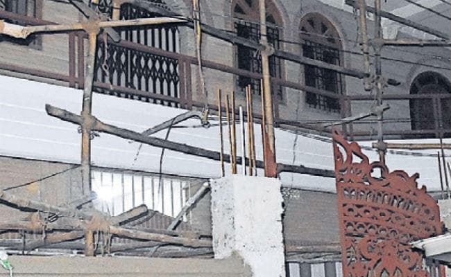 टॉल प्लाजा के ठेकेदार राजेंद्र सिंह के आवास पर दूसरे दिन भी छापा, 10 शहरों में है संपत्ति, अमेरिका में भी घर होने के मिले प्रमाण