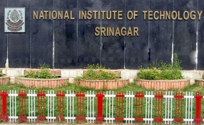 NIT श्रीनगर में कक्षा अनिश्चितकाल के लिए स्थगित