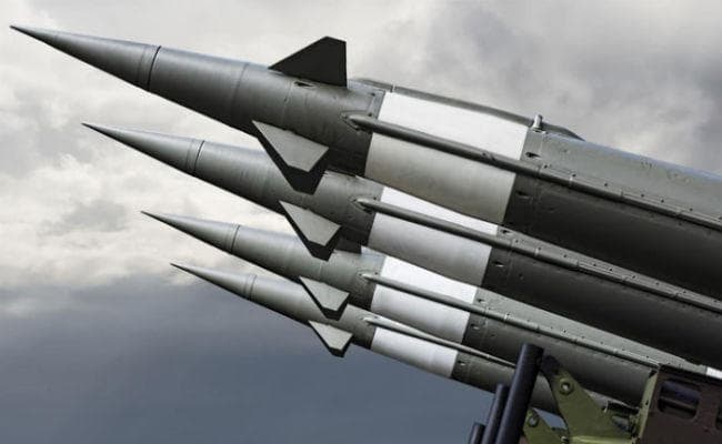 एशिया में मिसाइलें तैनात करेगा अमेरिका, चीन पर नजर