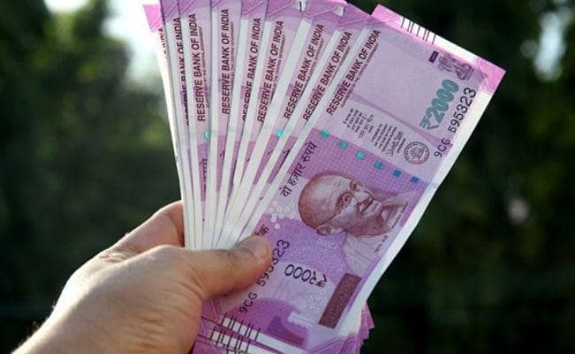 Investment Tips: यहां निवेश करेंगे, तो सैलरी के साथ हर महीने होगी एक्स्ट्रा इनकम