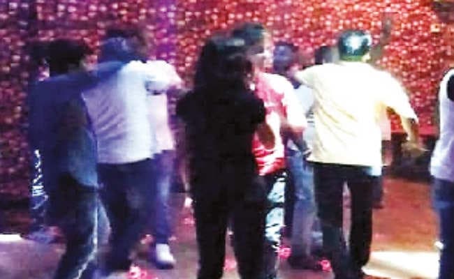 दुर्गापुर : सिटी सेंटर जंक्शन मॉल में चल रहा अवैध तरीके से डांस बार