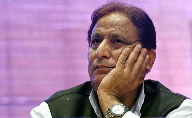 आजम खान की मुश्किलें बढ़ीं, विश्वविद्यालय के लिए जमीन हथियाने को लेकर 27 प्राथमिकियां दर्ज