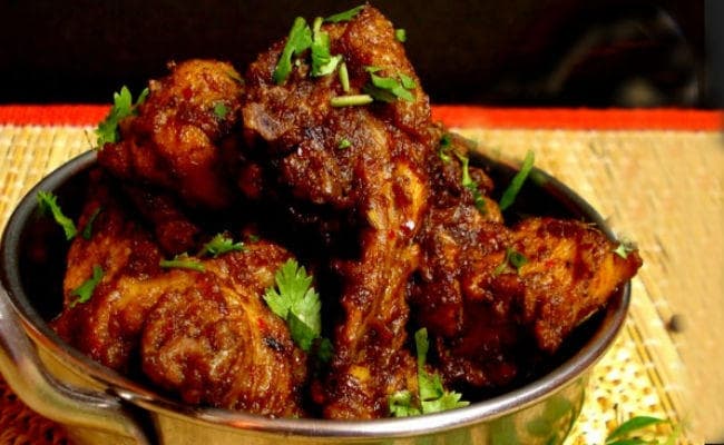 जोमैटो प्रकरण के बाद चिकन व्यंजन का नाम तमिलनाडु के ब्राह्मणों से जोड़ने पर विवाद