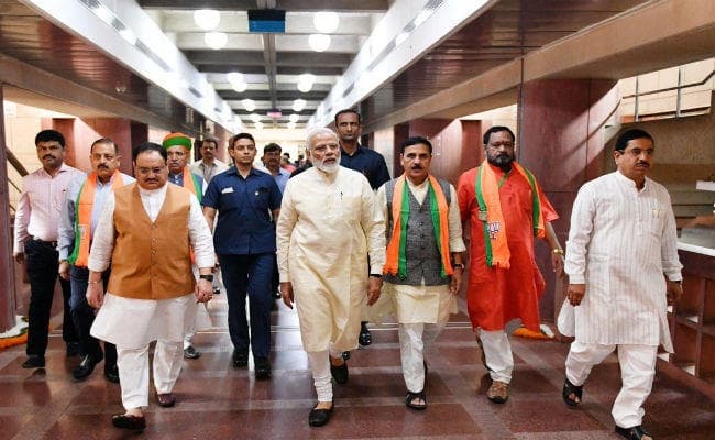 सांसदों की पाठशाला में बोले PM मोदी - जिन लोगों ने वोट नहीं दिया, उनका भी दिल जीतें