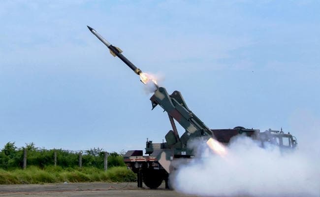 भारत ने सतह से हवा में मार करने वाली त्वरित प्रतिक्रिया मिसाइलों का किया सफल परीक्षण