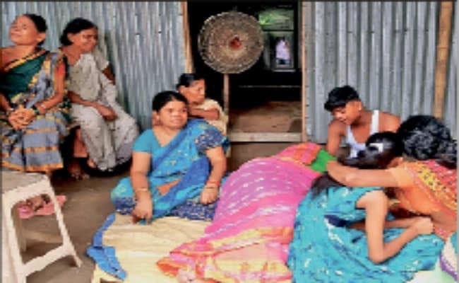 पिस्‍तौल की जोर पर पूर्व पत्‍नी के अपहरण की कोशशि, आरोपी चढ़ा भीड़ के हत्‍थे, भीड़ ने पीट-पीटकर मार डाला