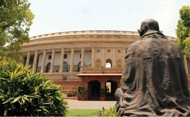 लोकसभा ने सरोगेसी विनियमन विधेयक 2019 को दी मंजूरी, किराये की कोख पर लगेगी रोक