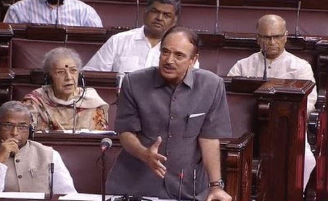 #Article370 पर गुलाम नबी आजाद के बयान पर भड़की ये बॉलीवुड एक्ट्रेस, कहा- पाकिस्तानी आतंकी…