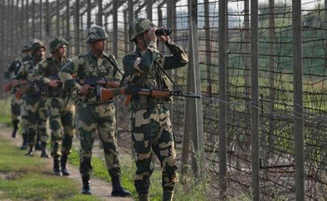 Article 370 हटाये जाने के बाद LOC पर सेना हाई अलर्ट पर
