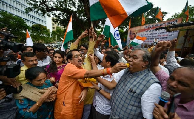 #Article370 : पाकिस्‍तान से आये शरणार्थियों ने केंद्र सरकार को सराहा, कहा- अब हमें मिलेगी ”दासता” से मुक्ति