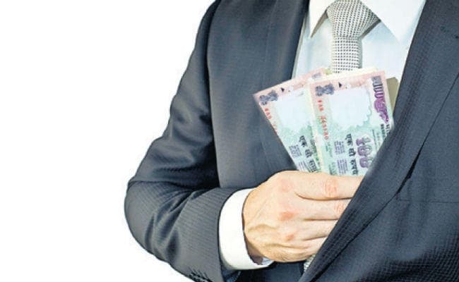 पटना : राजेंद्र सिंह के कारोबार में लगे हैं कई एमएलसी और एमएलए के पैसे