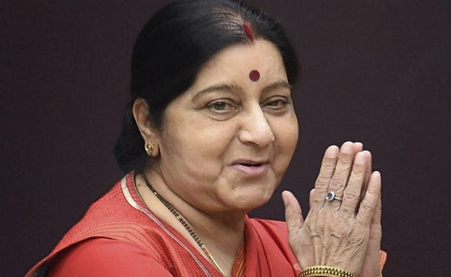 #RIPSushmaSwaraj : पूर्व विदेश मंत्री के निधन से सदमे में बॉलीवुड, कहा – एक अध्याय का अंत